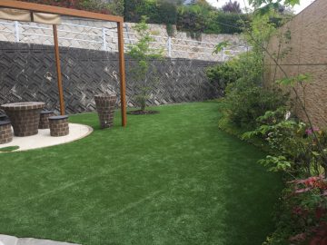 人工芝と目かくしフェンスを使用した管理もラクなプライベートガーデン 岡山 赤穂 備前のエクステリア 外構 ガーデニングはエクスライフへ 人工芝と目かくしフェンスを使用した管理もラクなプライベートガーデン 岡山 赤穂 備前のエクステリア 外構 ガーデニングはエクスライフへ